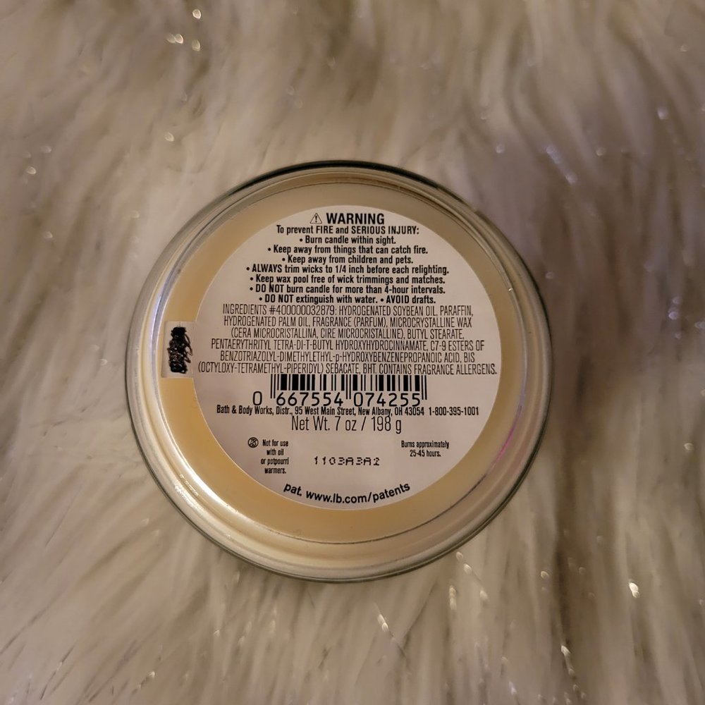 White Barn Champagne Toast Candle - Picture 5 of 5